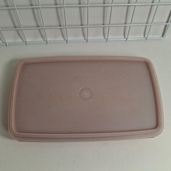 Vintage Collectible Tupperware Deli Bacon Keeper Paprika Red 9.5 x 5.5 x 1.75 In - Picture 10 of 11